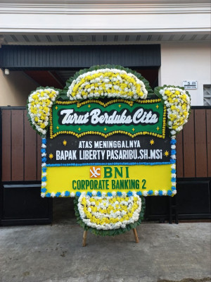 Papan Bunga Duka di Pagaden