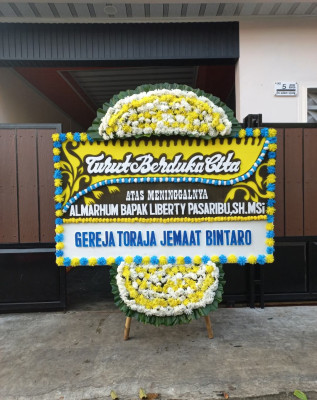 Papan Bunga Duka di Pagaden